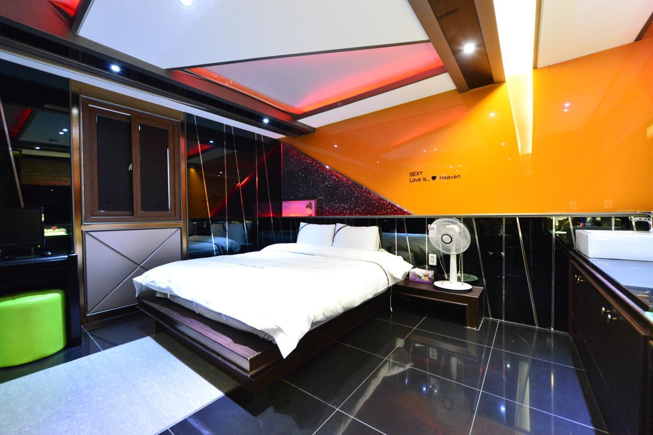 Daegu Piano Motel Exterior foto